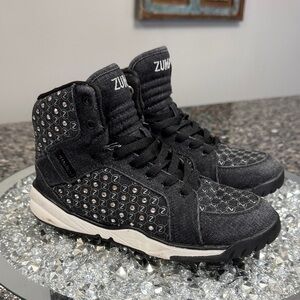 Zumba Fitness Black High-Top Crystal embellished Logo Sneakers EUC 5